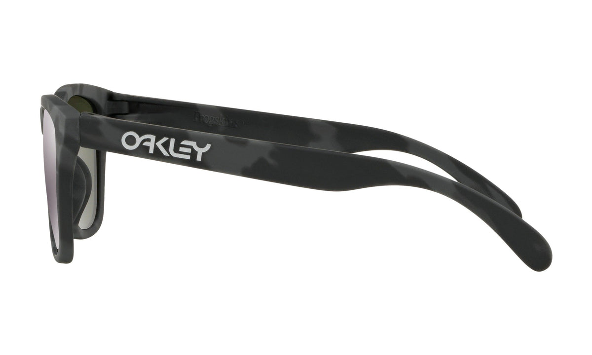 Oakley frogskin camo best sale